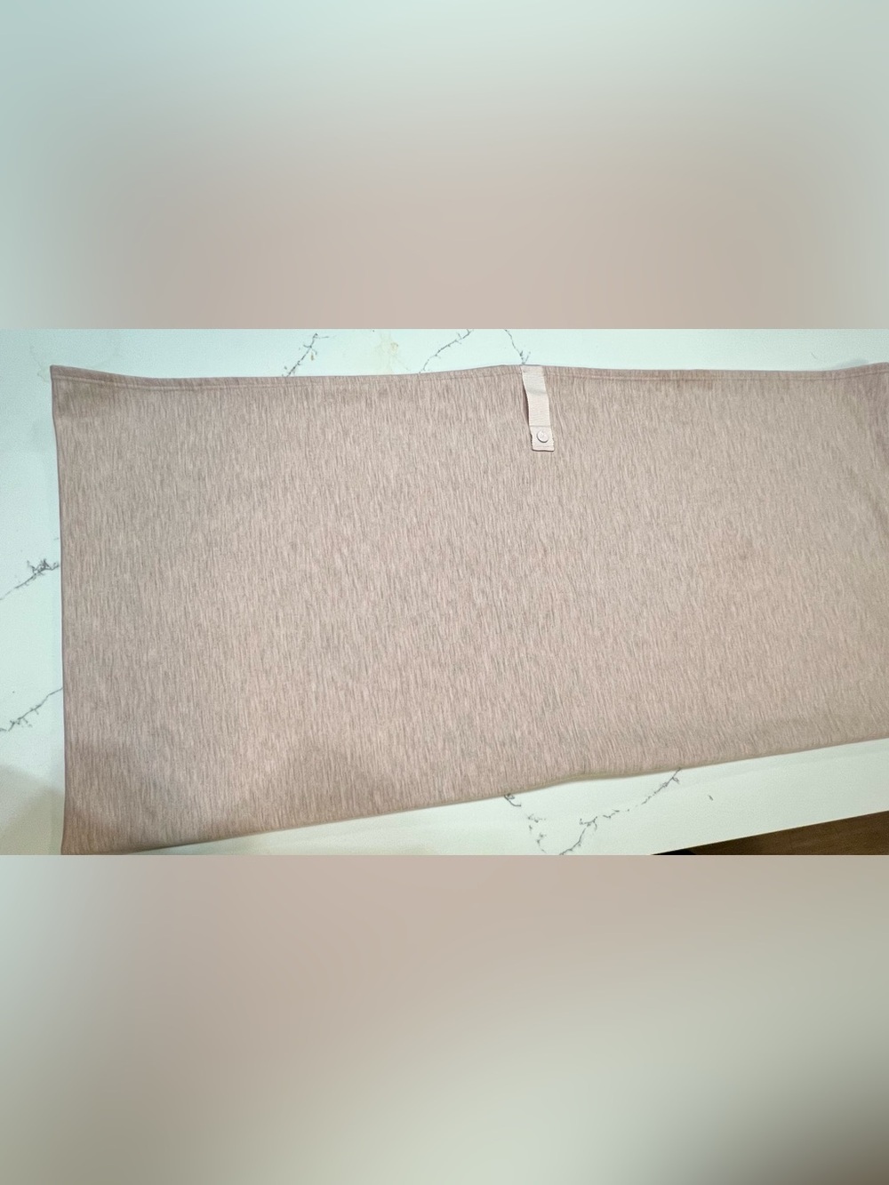 Lululemon Athletica Vinyasa Scarf/Infinity Wrap - Soft pink /light gray